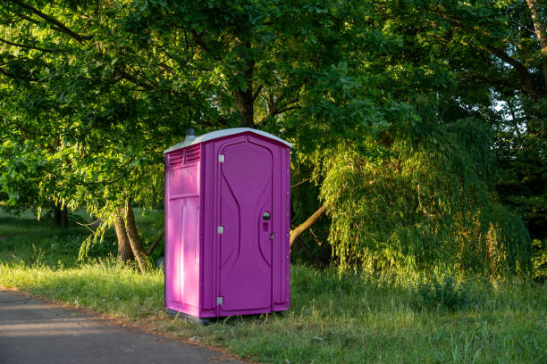 Porta potty delivery and setup in Osceola, WI